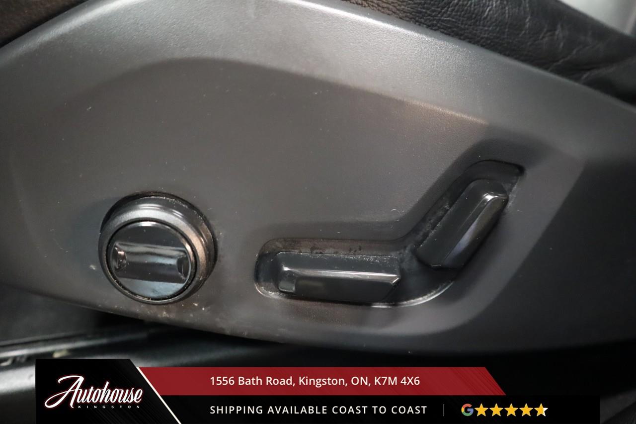 2021 Volvo XC60 T6 Momentum NAVIGATION - LEATHER Photo