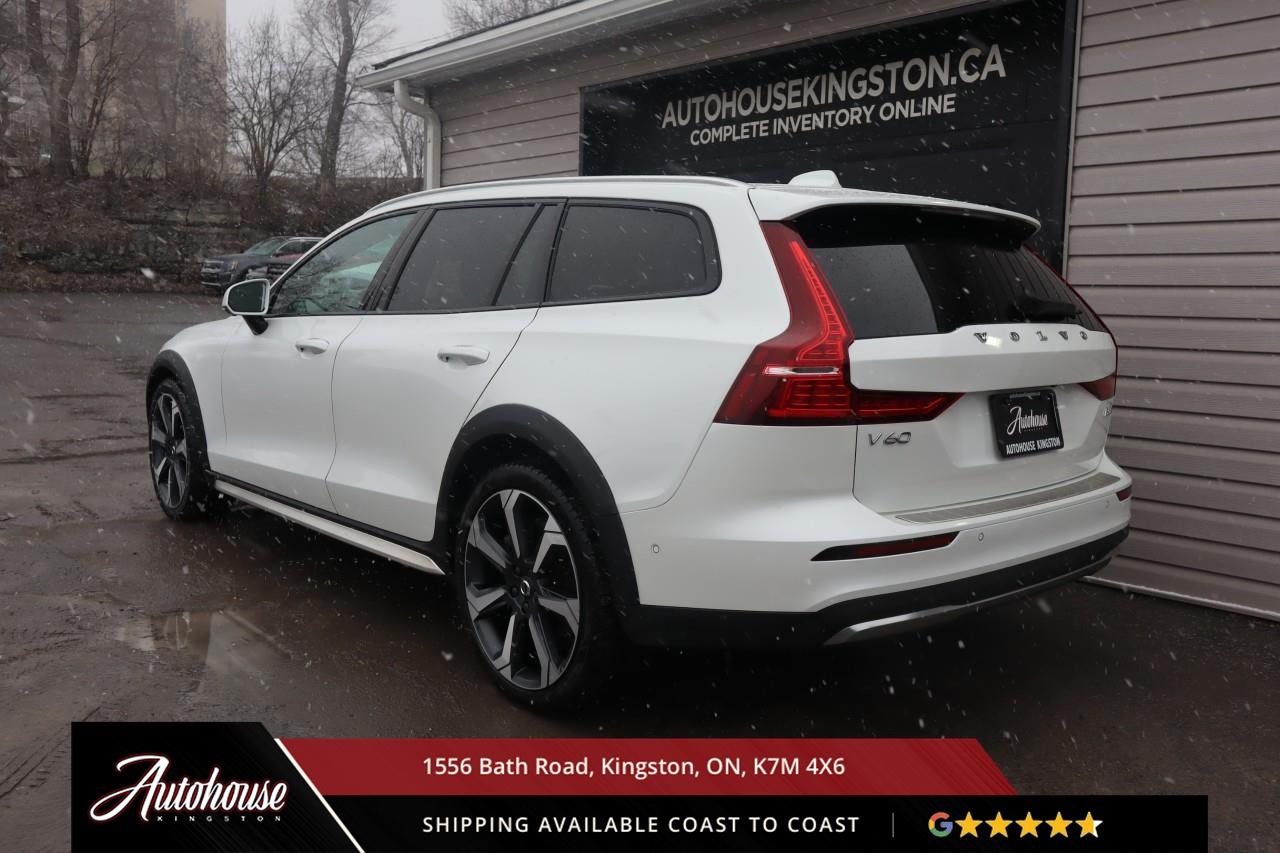 2024 Volvo V60 Cross Country B5 Ultimate ULTIMATE PKG - PANORAMIC SUNROOF Photo