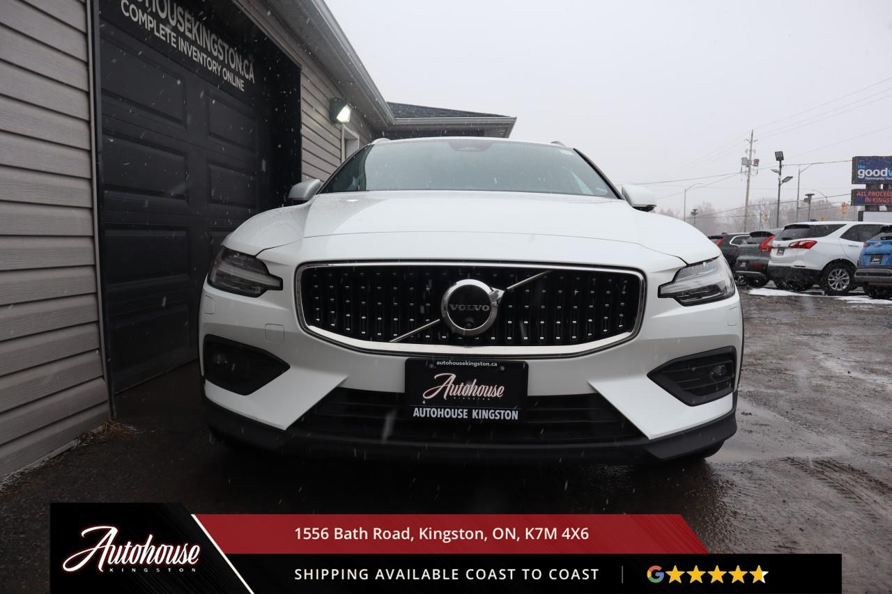 2024 Volvo V60 Cross Country B5 Ultimate ULTIMATE PKG - PANORAMIC SUNROOF Photo2