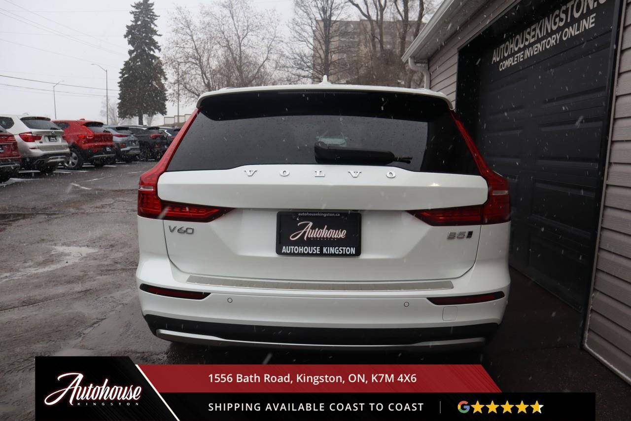 2024 Volvo V60 Cross Country B5 Ultimate ULTIMATE PKG - PANORAMIC SUNROOF Photo