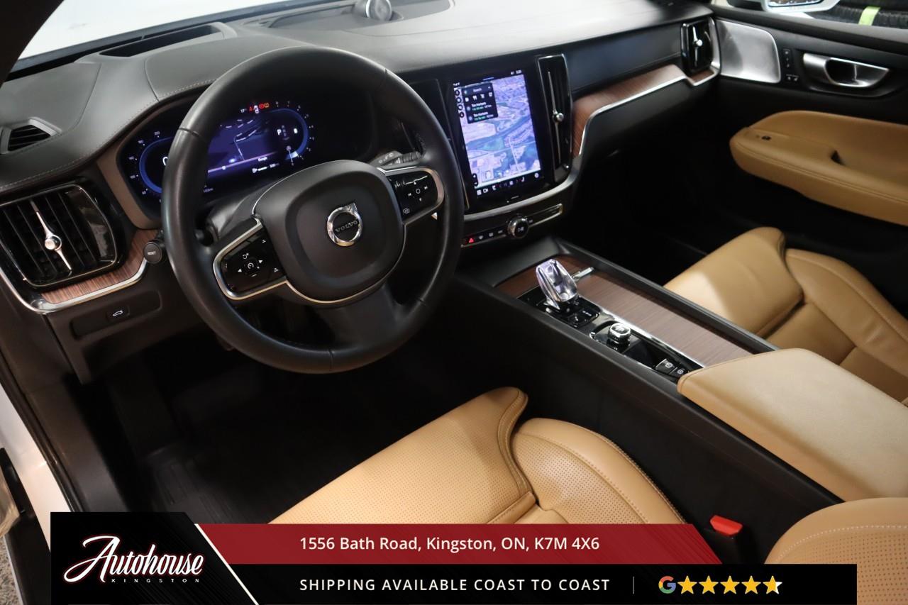 2024 Volvo V60 Cross Country B5 Ultimate ULTIMATE PKG - PANORAMIC SUNROOF Photo