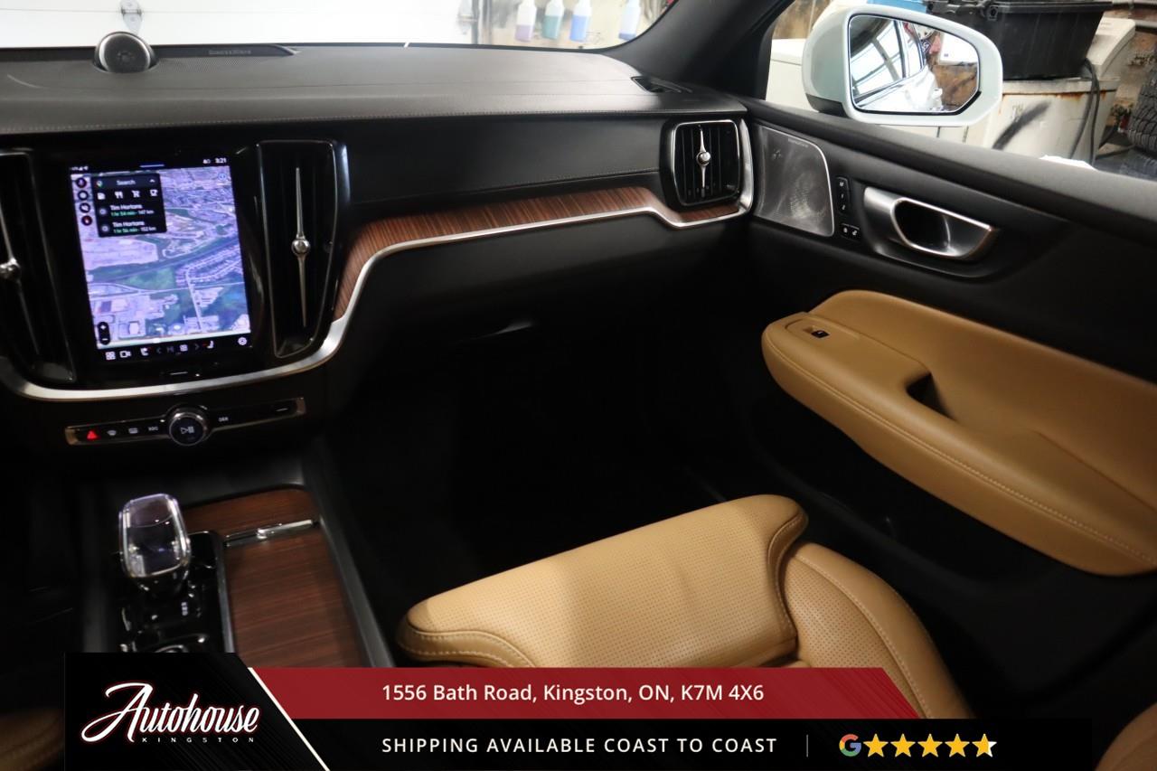 2024 Volvo V60 Cross Country B5 Ultimate ULTIMATE PKG - PANORAMIC SUNROOF Photo