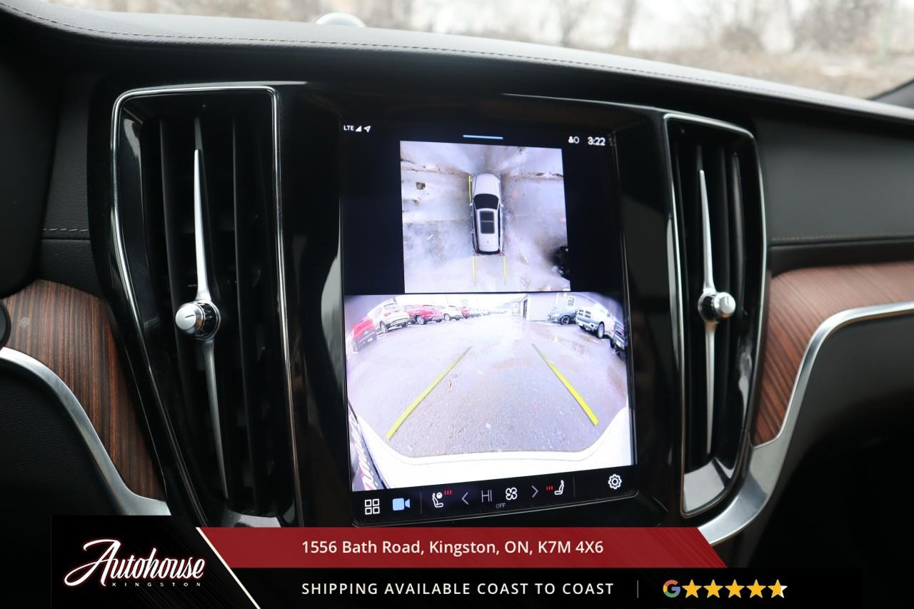 2024 Volvo V60 Cross Country B5 Ultimate ULTIMATE PKG - PANORAMIC SUNROOF Photo