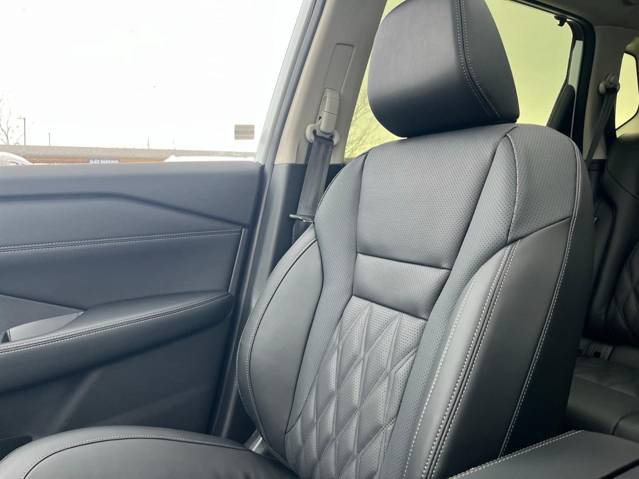 2026 Nissan Rogue AWD Platinum Photo