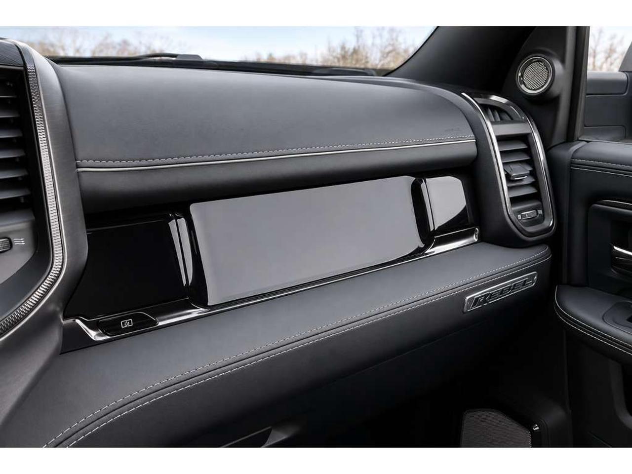 2026 RAM 2500 REBEL | 6.7L Diesel | Leather | Sunroof | Level 2 Photo