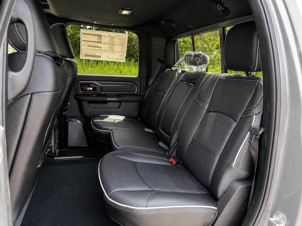 2026 RAM 2500 REBEL | 6.7L Diesel | Leather | Sunroof | Level 2 Photo
