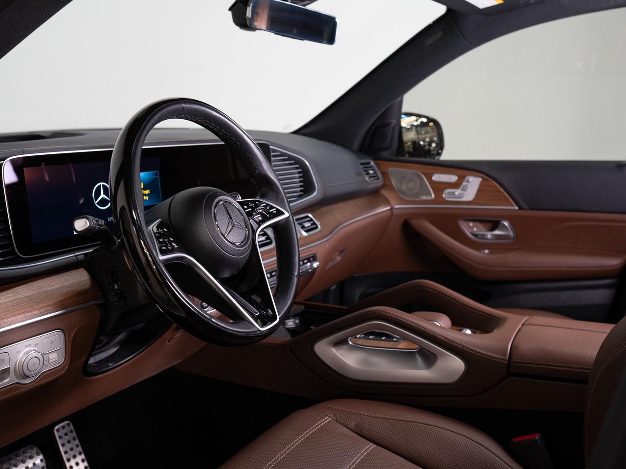 2024 Mercedes-Benz GLS 450 | AMG PKG | 7 PASS | EXCLUSIVE PKG | 22 IN Photo
