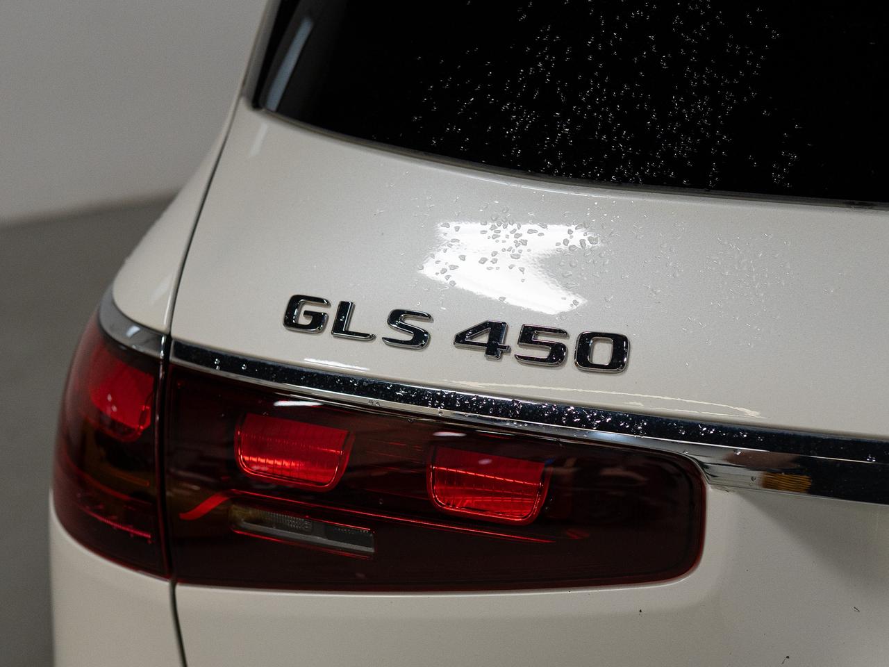 2024 Mercedes-Benz GLS 450 | AMG PKG | 7 PASS | EXCLUSIVE PKG | 22 IN Photo