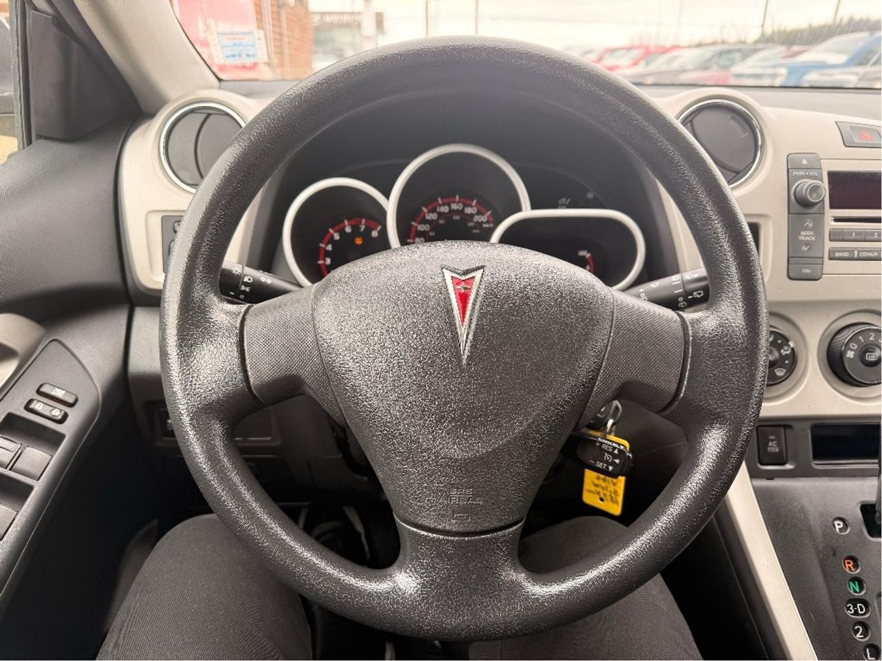 2009 Pontiac Vibe  Photo