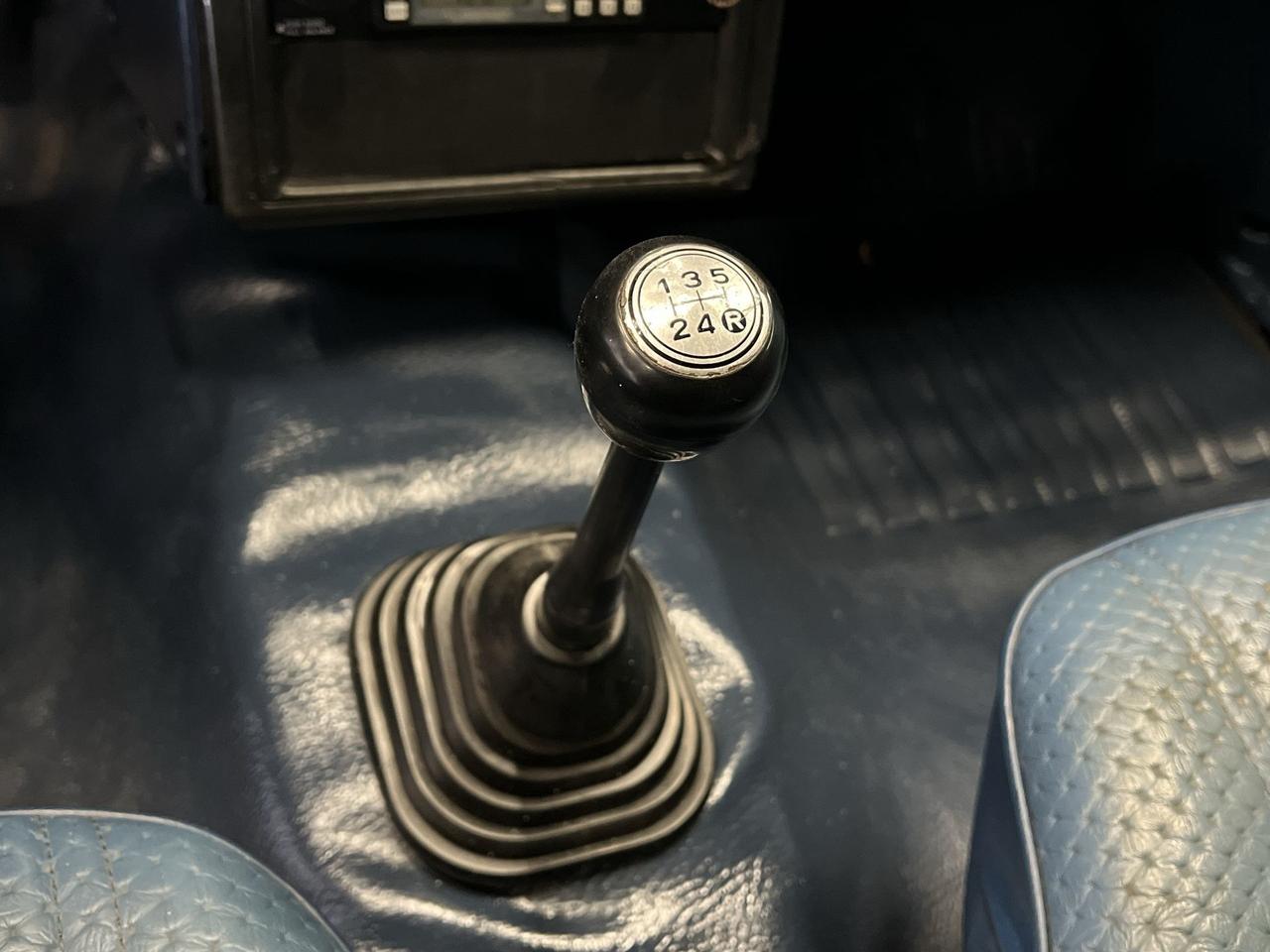 13747934