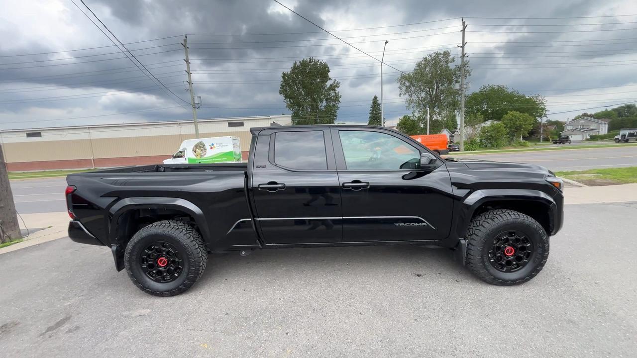 2024 Toyota Tacoma SR5 4X4 | DBL CAB | HTD SEATS | CARPLAY | TOW PKG Photo