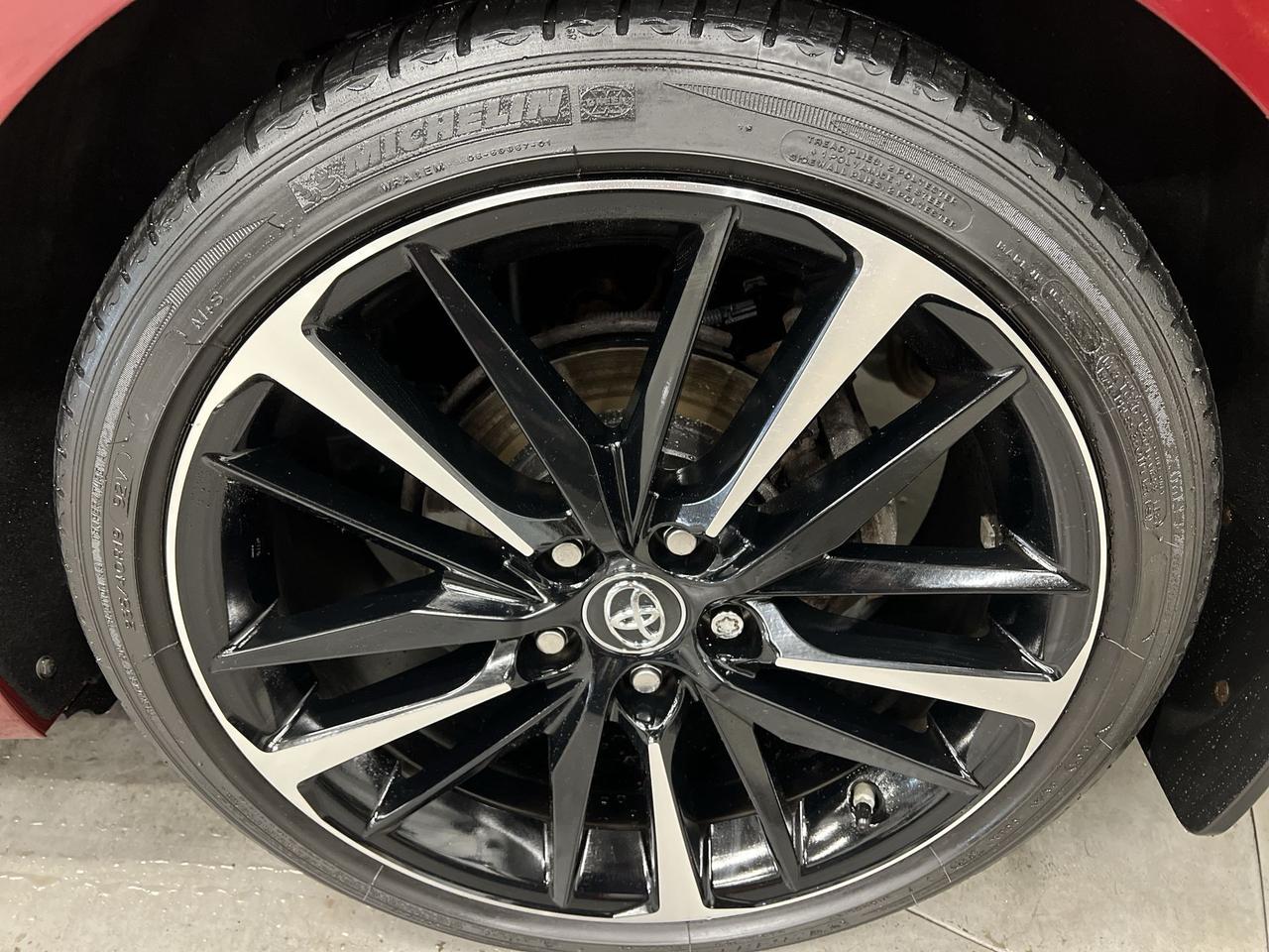 2018 Toyota Camry XSE | ONLY 61,000KMS! | HTD LEATHER | PANO ROOF Photo