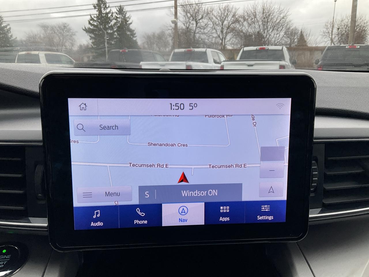 2020 Ford Explorer  Photo