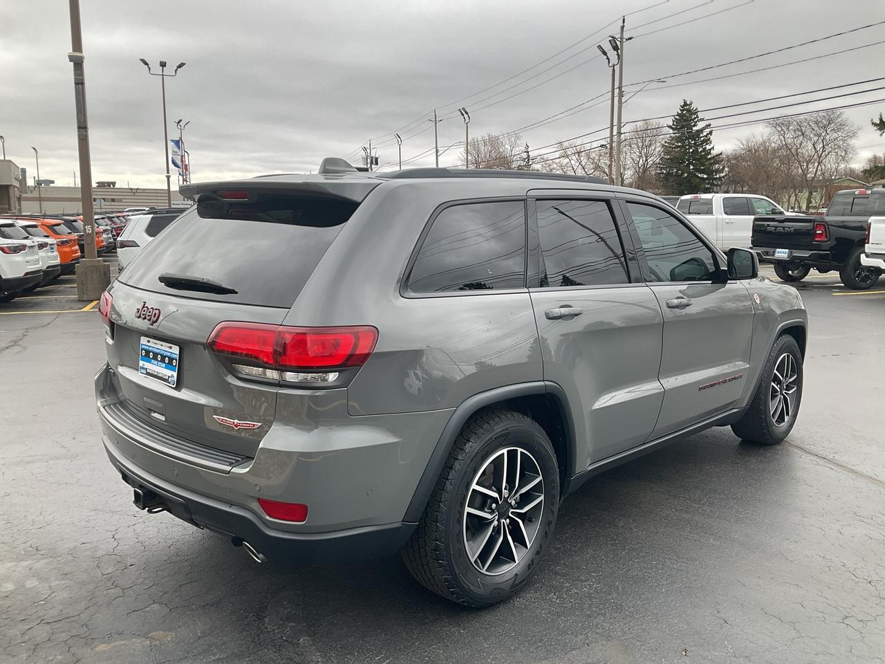 2019 Jeep Grand Cherokee LEATHER / MOON ROOF / AIR SUSPENSION Photo