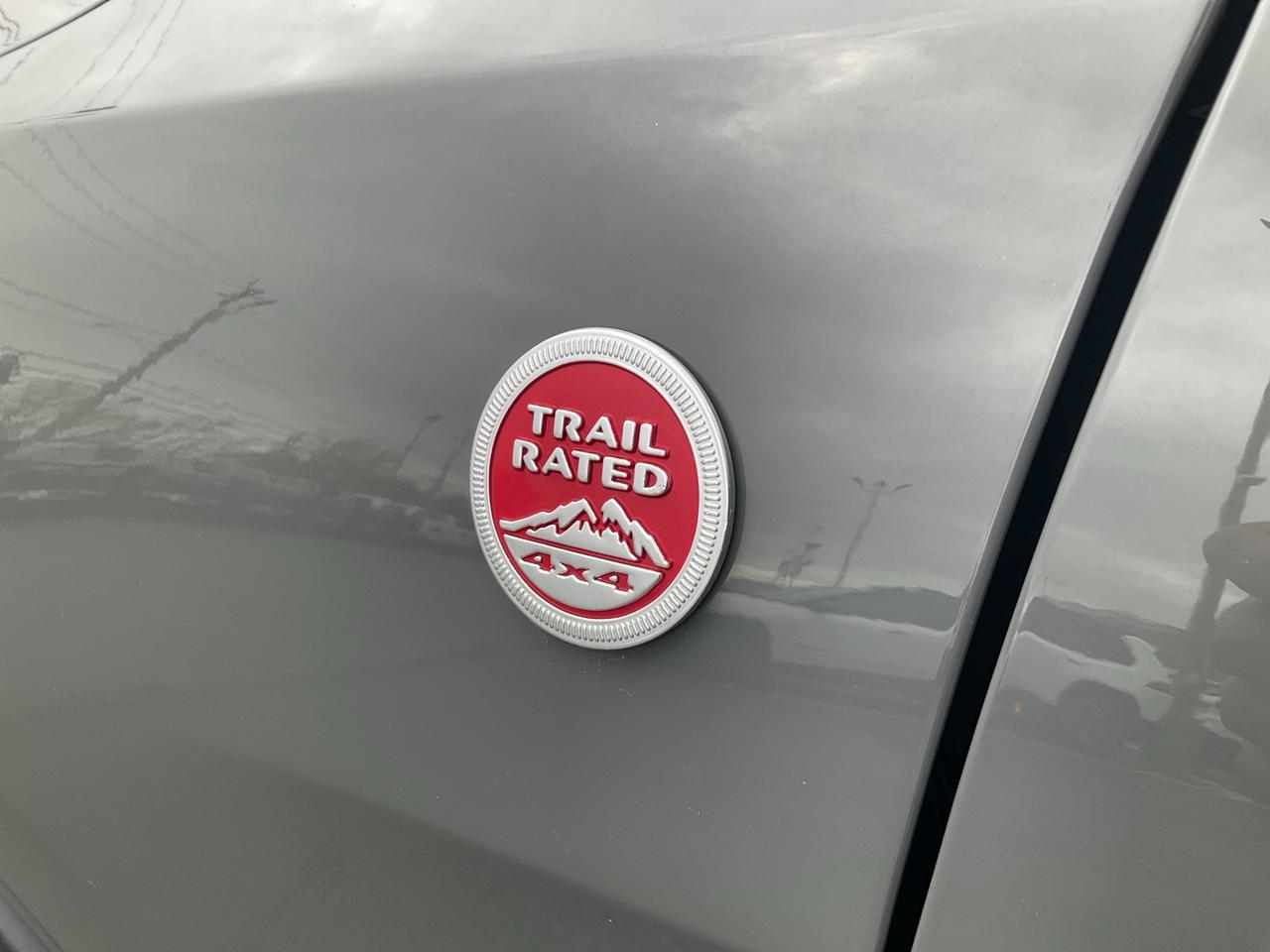 2019 Jeep Grand Cherokee LEATHER / MOON ROOF / AIR SUSPENSION Photo