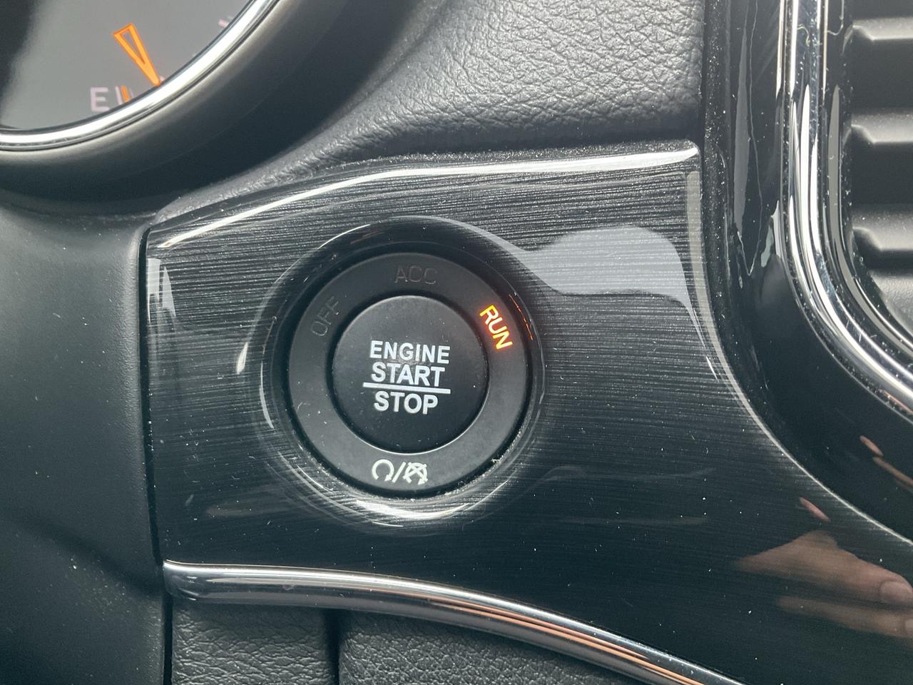 2019 Jeep Grand Cherokee LEATHER / MOON ROOF / AIR SUSPENSION Photo