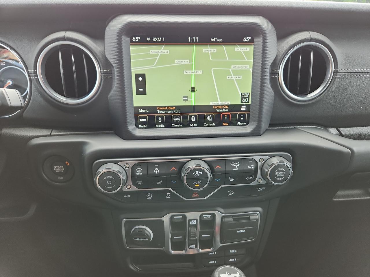 2019 Jeep Wrangler SKY TOP / LEATHER / NAV Photo