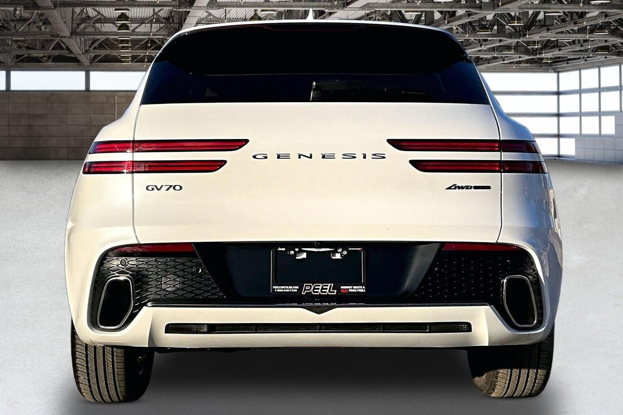 2025 Genesis GV70 2.5T Advanced | Vented Leather | Panoroof | AWD Photo3