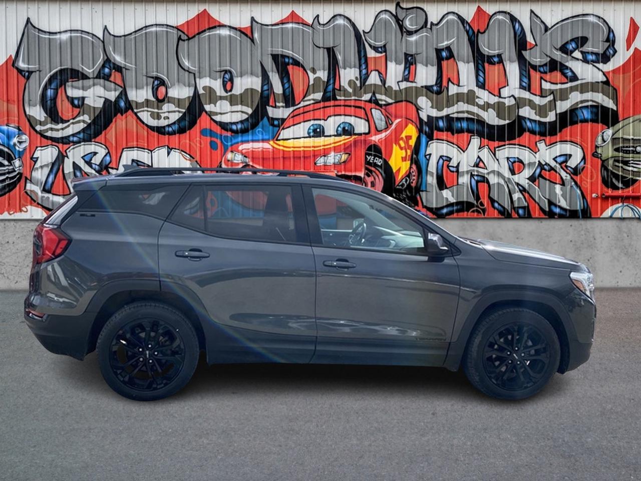 2019 GMC Terrain SLE, AWD, CLEAN CARFAX, HEATED CLOTH SEATS! Photo