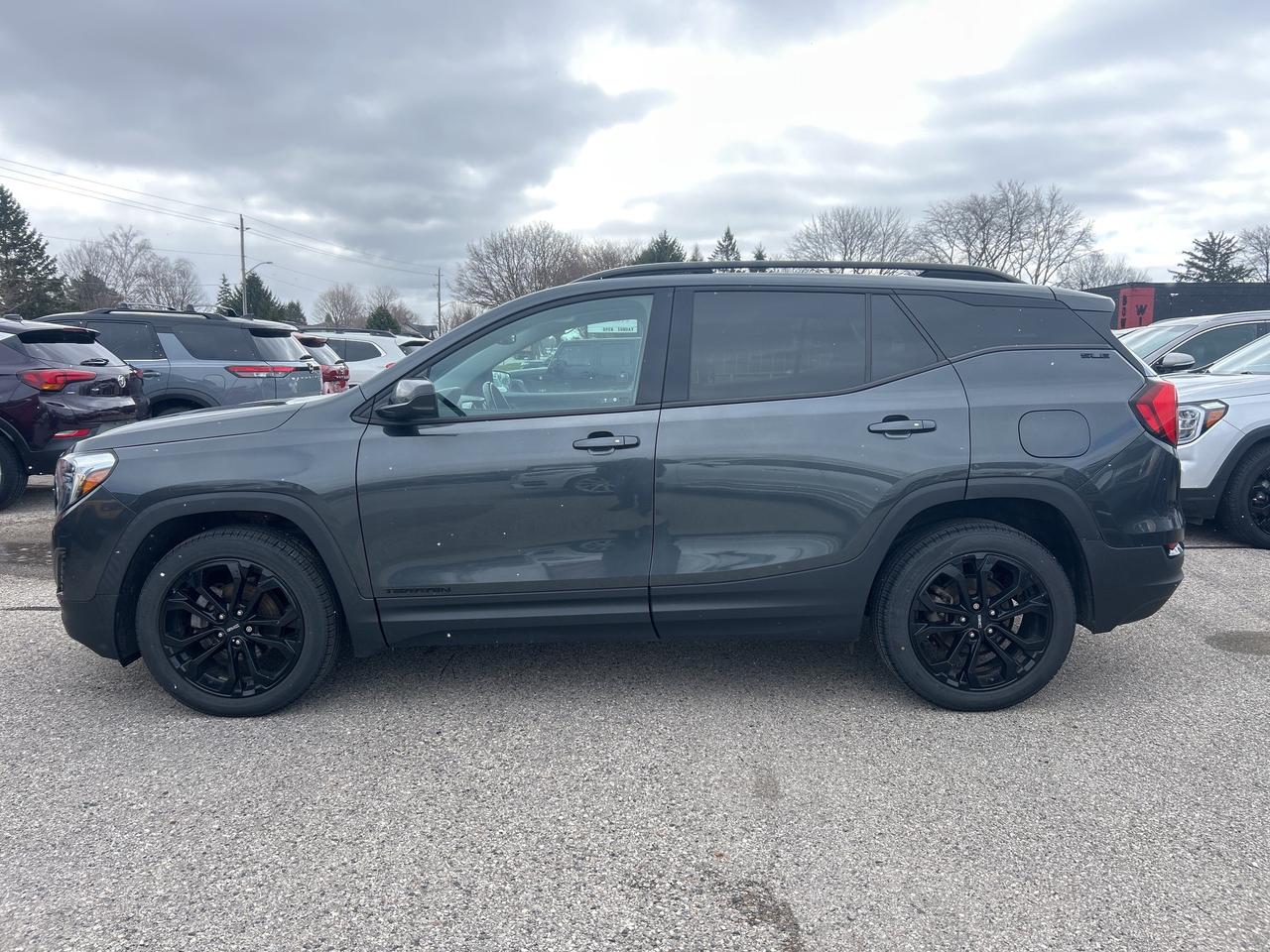 2019 GMC Terrain SLE, AWD, CLEAN CARFAX, HEATED CLOTH SEATS! - Photo #3