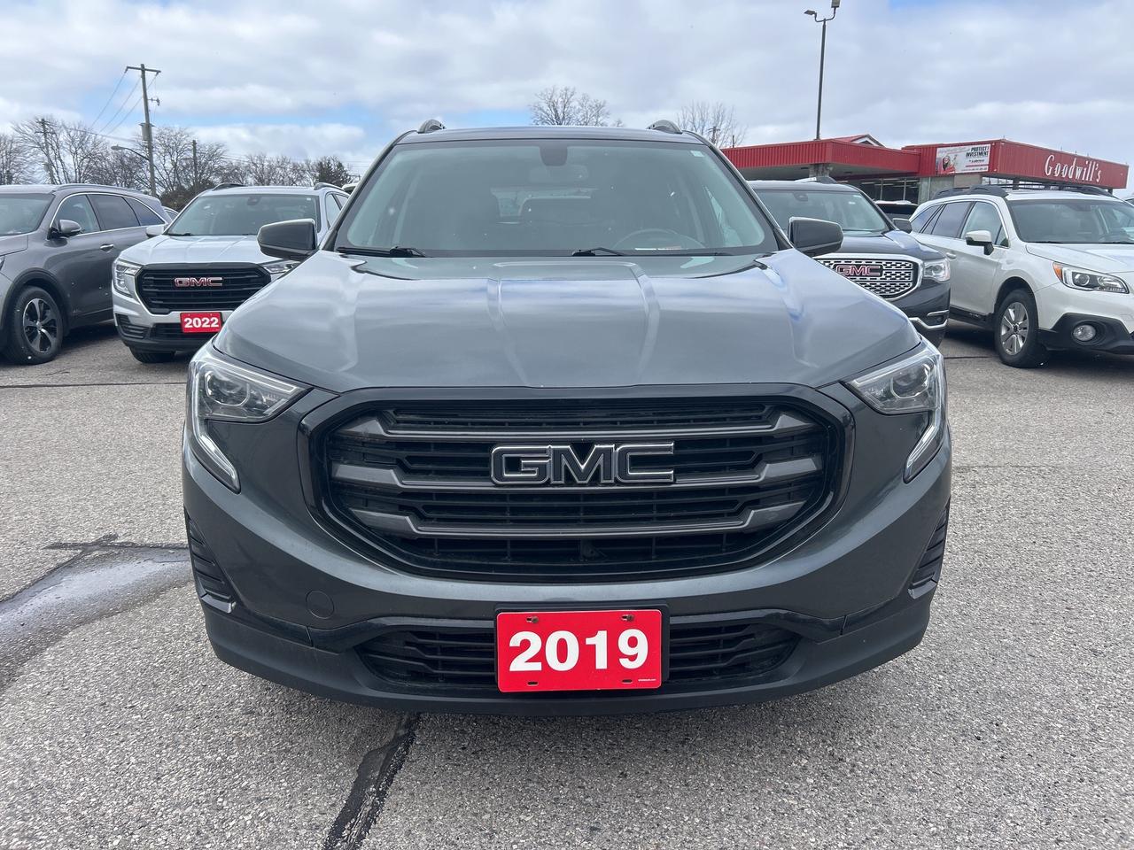 2019 GMC Terrain SLE, AWD, CLEAN CARFAX, HEATED CLOTH SEATS! - Photo #10