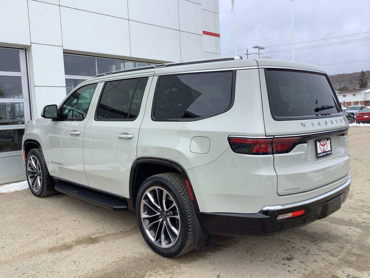 2022 Jeep Wagoneer PREMIUM Photo