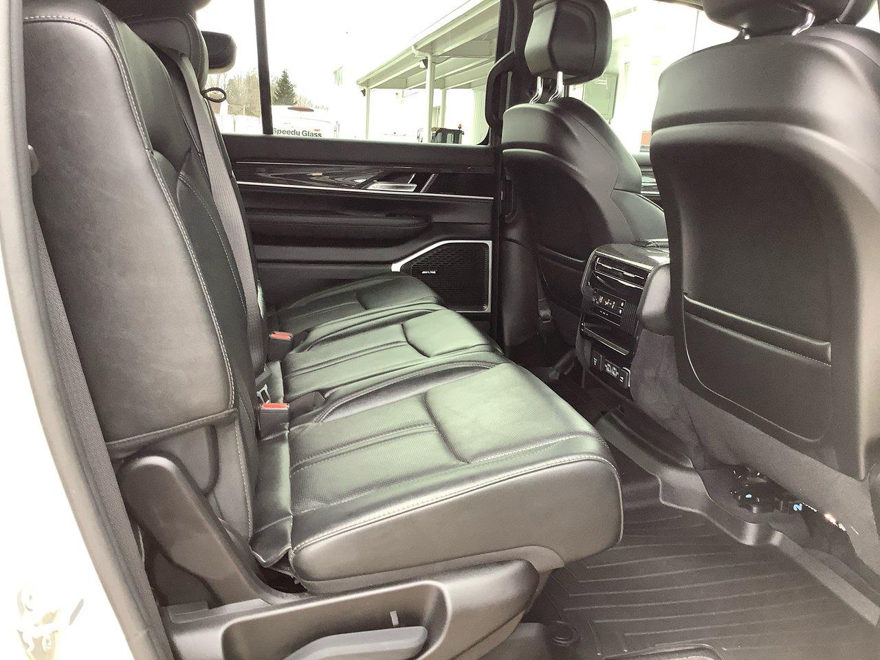 2022 Jeep Wagoneer PREMIUM Photo