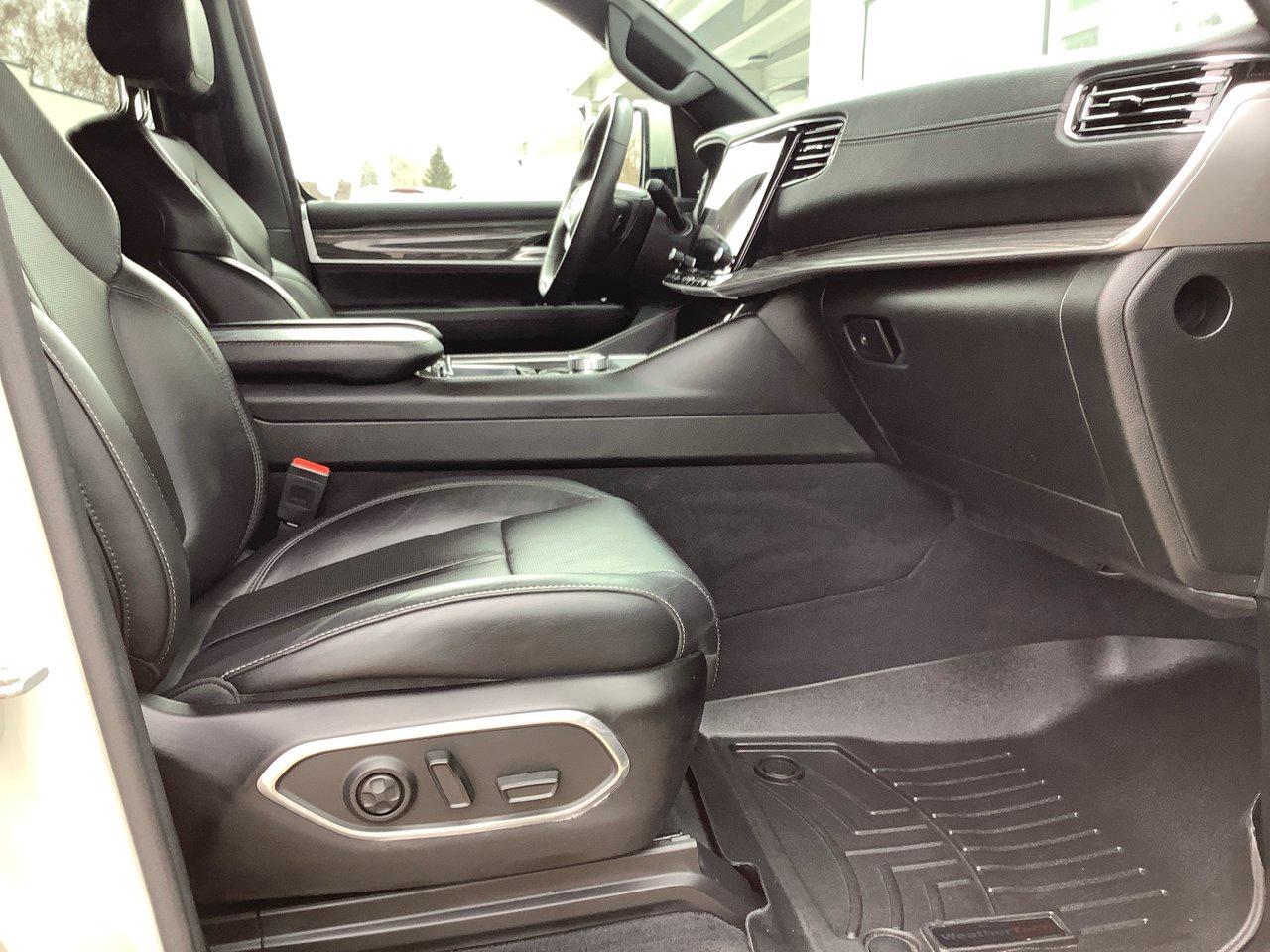 2022 Jeep Wagoneer PREMIUM Photo