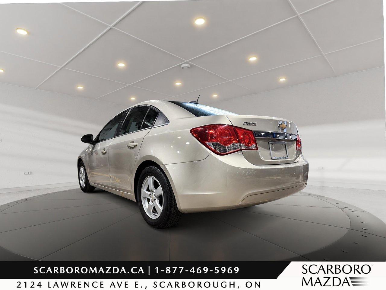 2015 Chevrolet Cruze 2LT Photo4