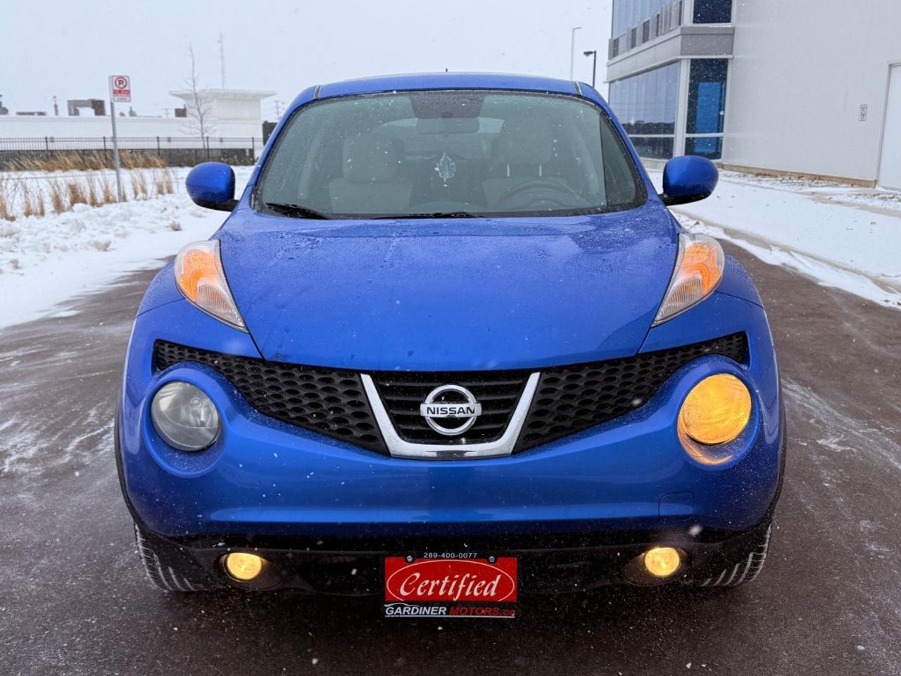 2011 Nissan Juke SL 4dr fwd CVT Photo