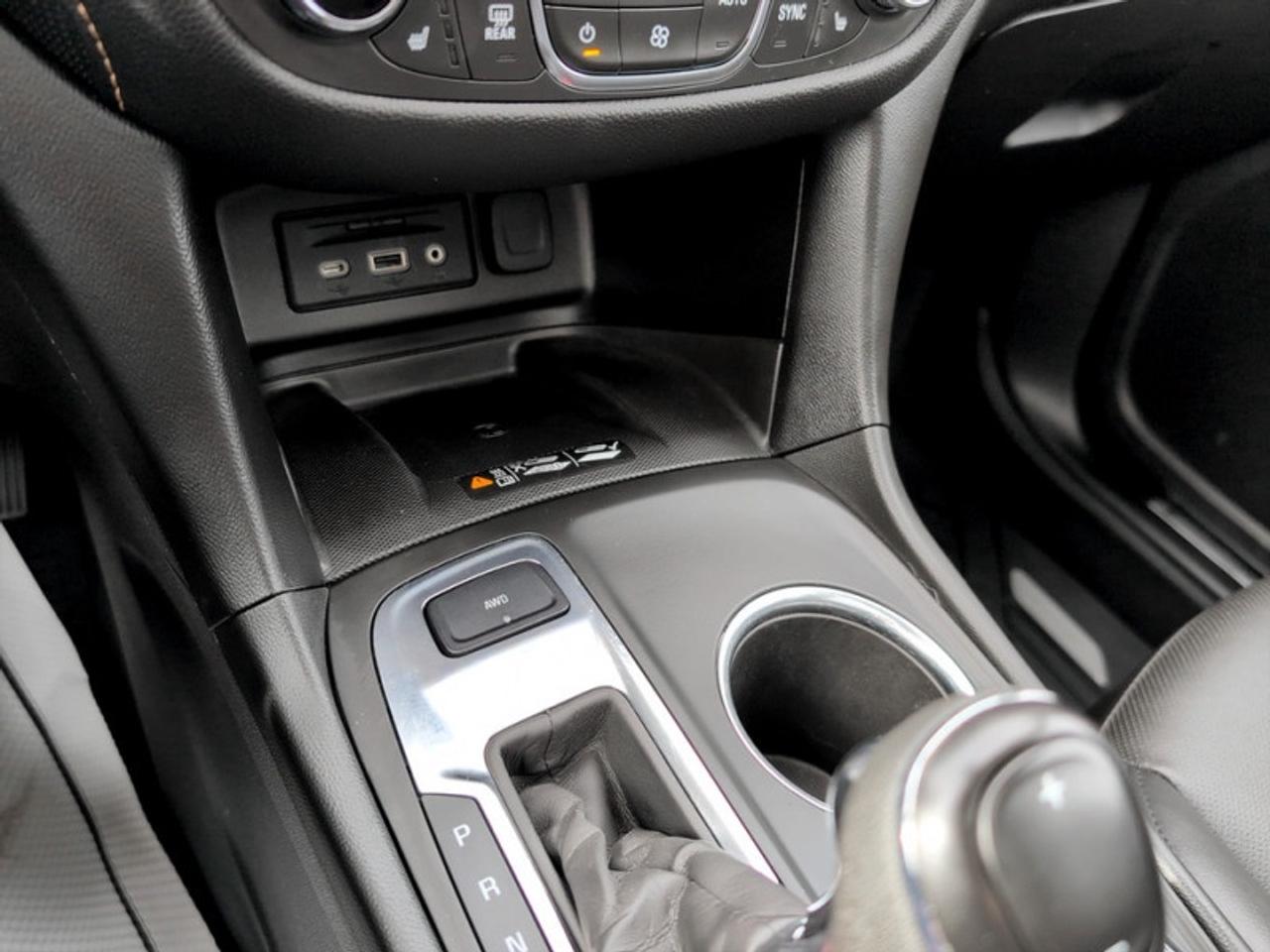 2021 Chevrolet Equinox Premier True North Edition  *LOW KMS* Photo