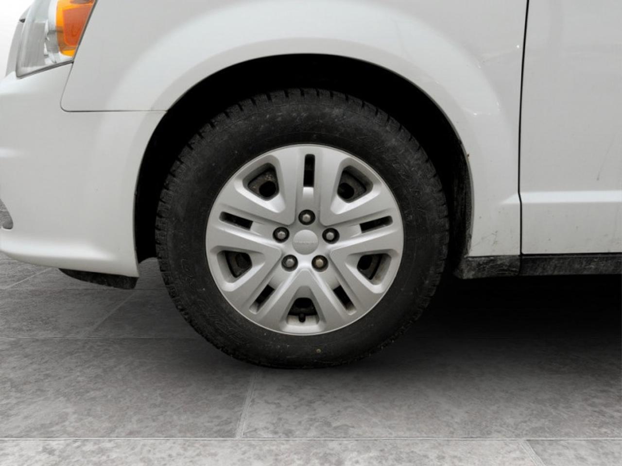 2020 Dodge Grand Caravan SE ``Canada Value Pkg``  *UCONNECT* Photo