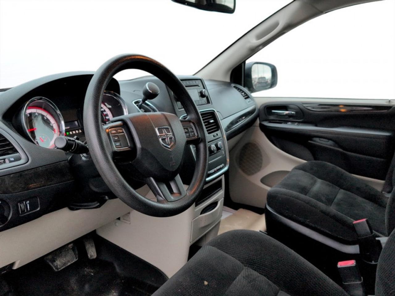 2020 Dodge Grand Caravan SE ``Canada Value Pkg``  *UCONNECT* Photo