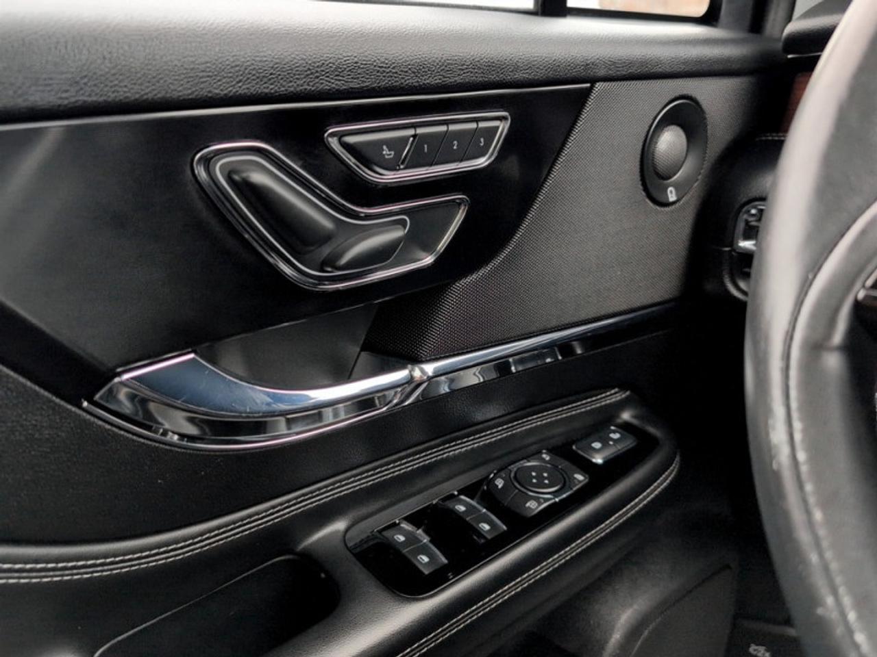 2021 Lincoln Corsair Reserve  *PANO ROOF - COOLED SEATS* Photo