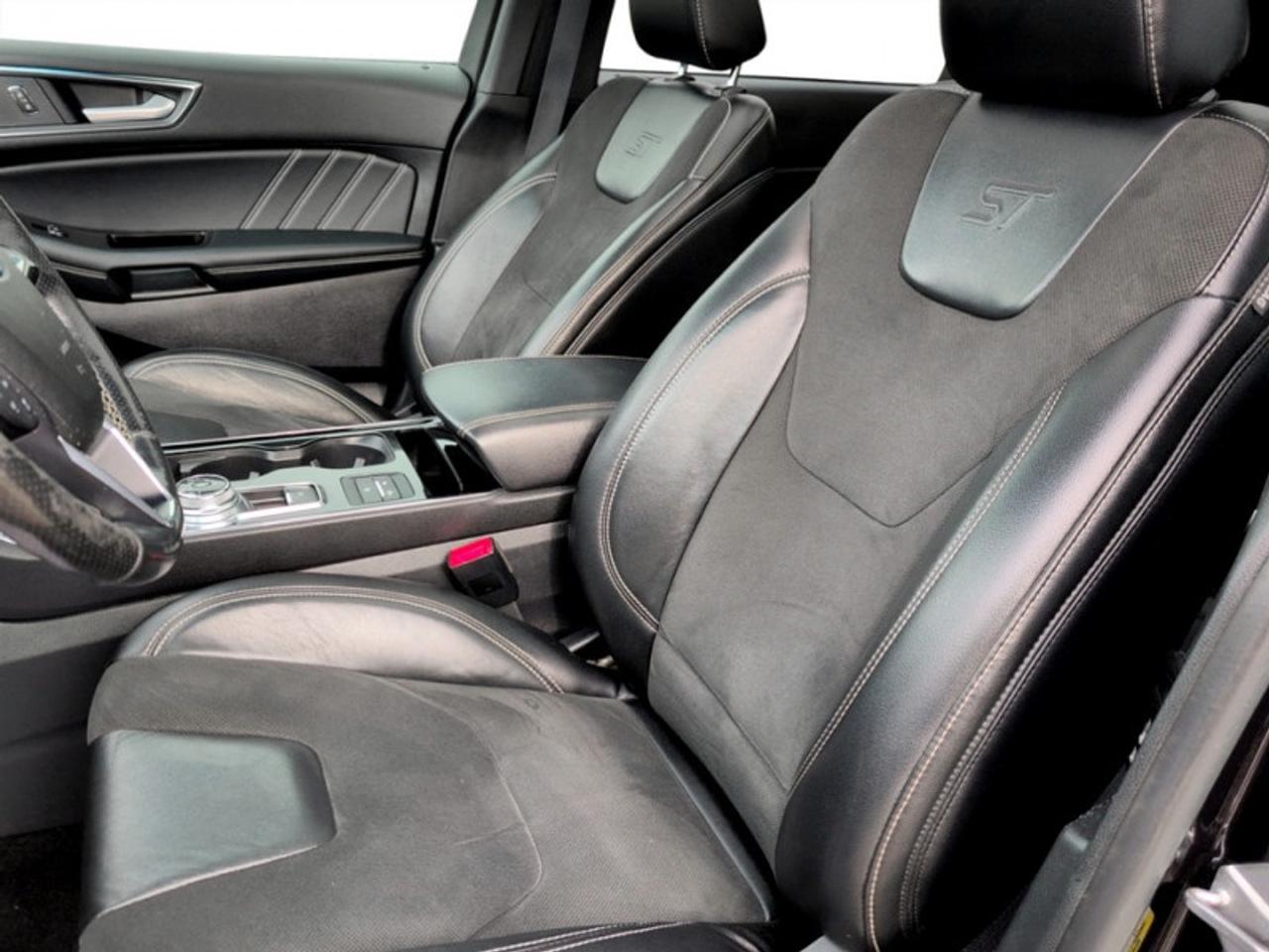 2020 Ford Edge ST  **ADAPT CRUISE - COOLED SEATS** Photo