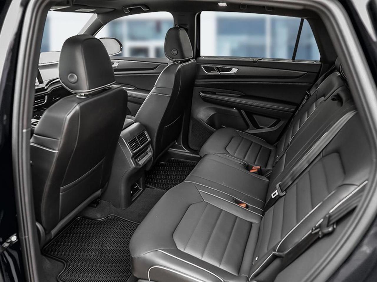 2026 Volkswagen Atlas Cross Sport Highline  - Sunroof Photo