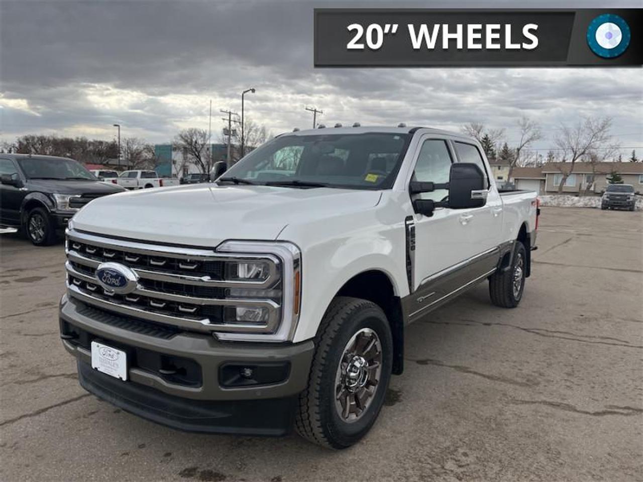 2026 Ford F-350 Super Duty King Ranch Photo5