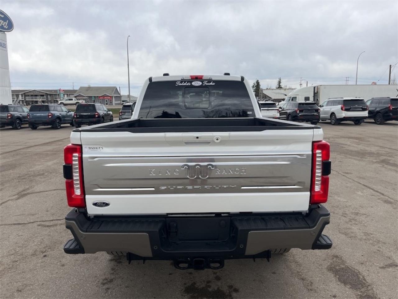 2026 Ford F-350 Super Duty King Ranch Photo5