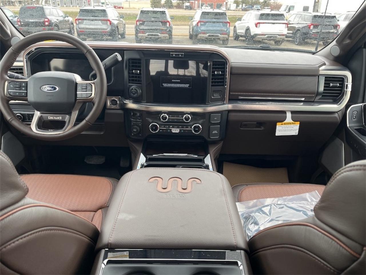 2026 Ford F-350 Super Duty King Ranch Photo5