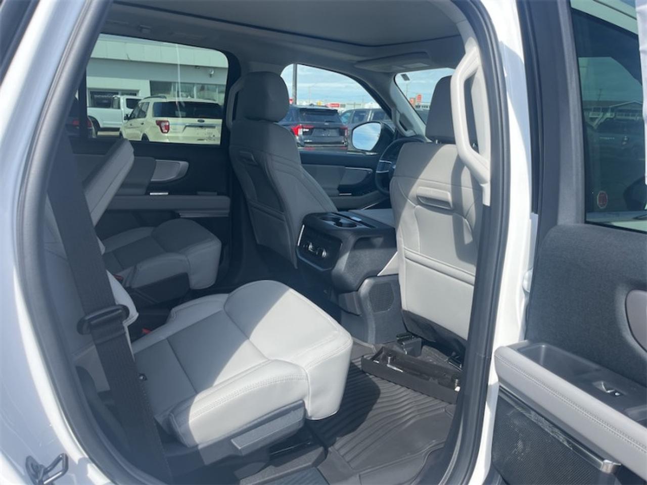 2026 Ford Expedition Active  - Navigation -  Power Liftgate Photo5