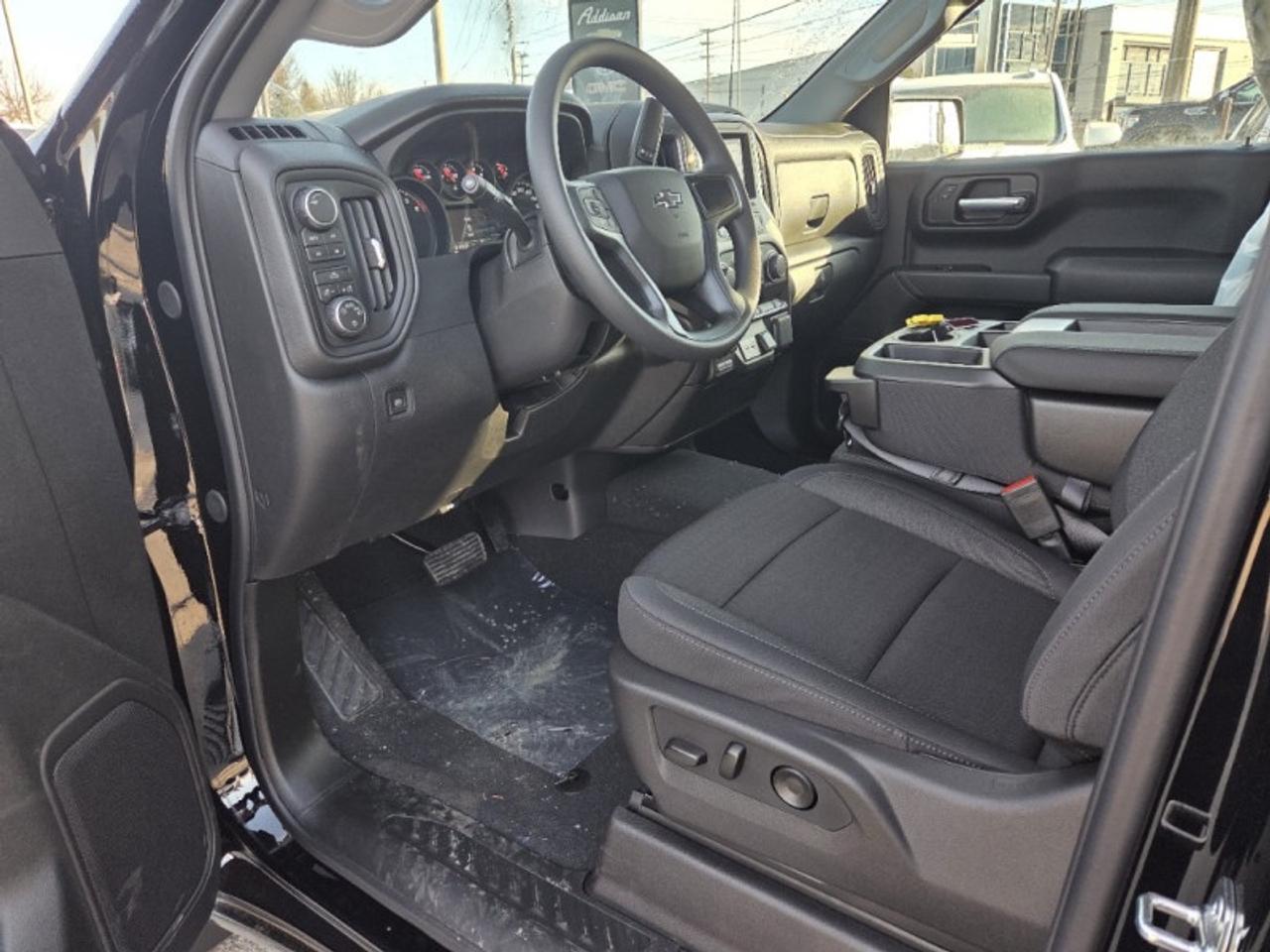 2026 Chevrolet Silverado 1500 Custom Trail Boss Photo