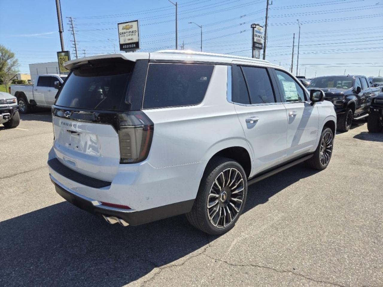 2026 Chevrolet Tahoe HIGH COUNTRY Photo3