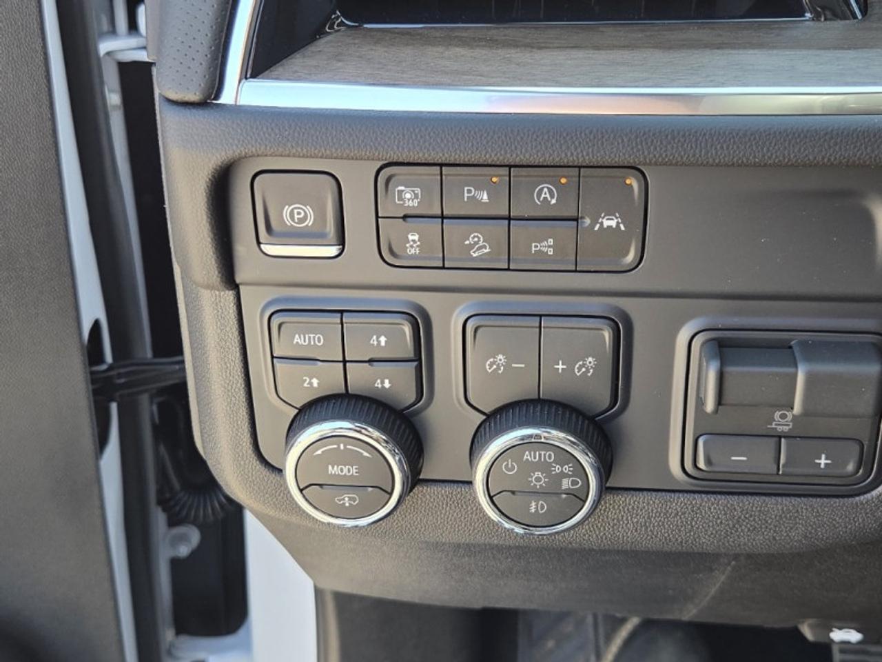 2026 Chevrolet Tahoe HIGH COUNTRY Photo