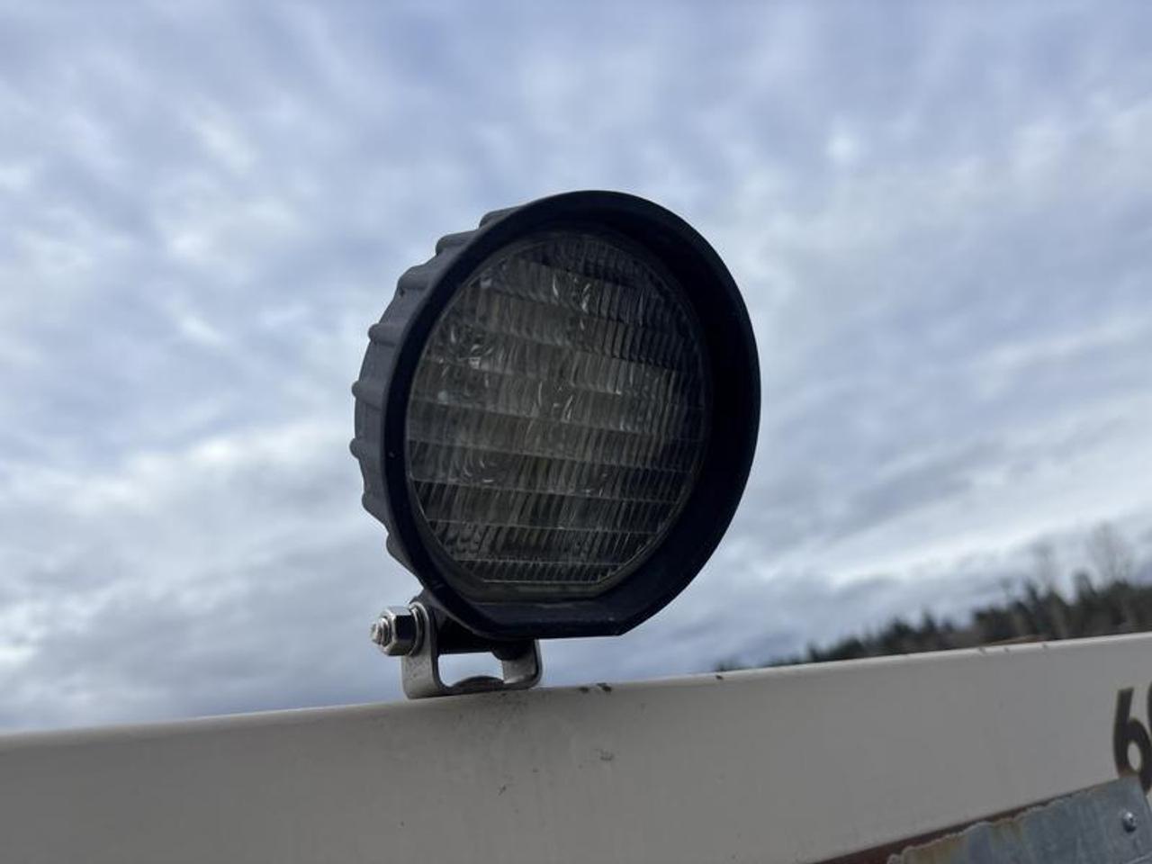 13748262