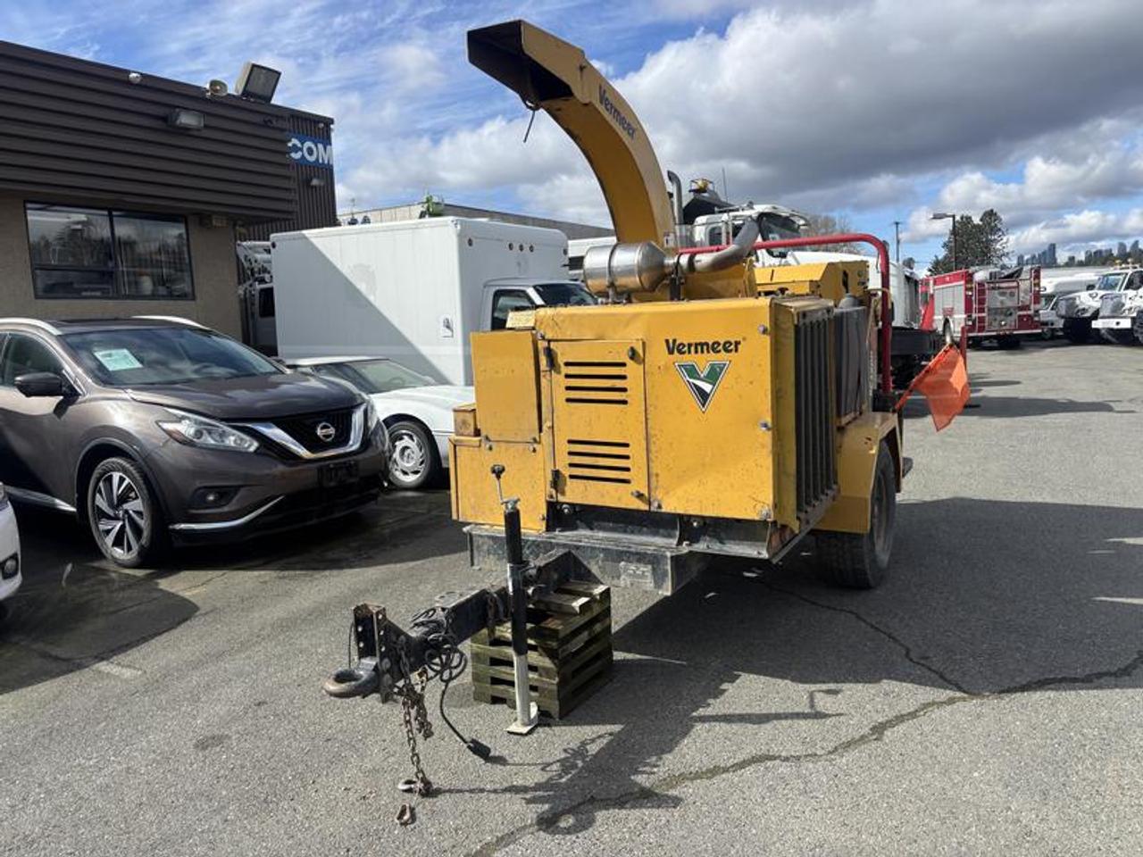 Used 2014 Vermeer Corporation BC1200XL Chipper Shredder Cummins Diesel for sale in Burnaby, BC
