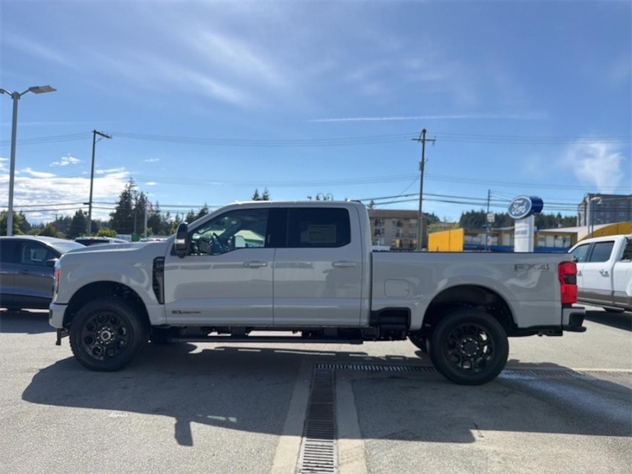 2026 Ford F-350 Super Duty Lariat  - Premium Audio Photo1