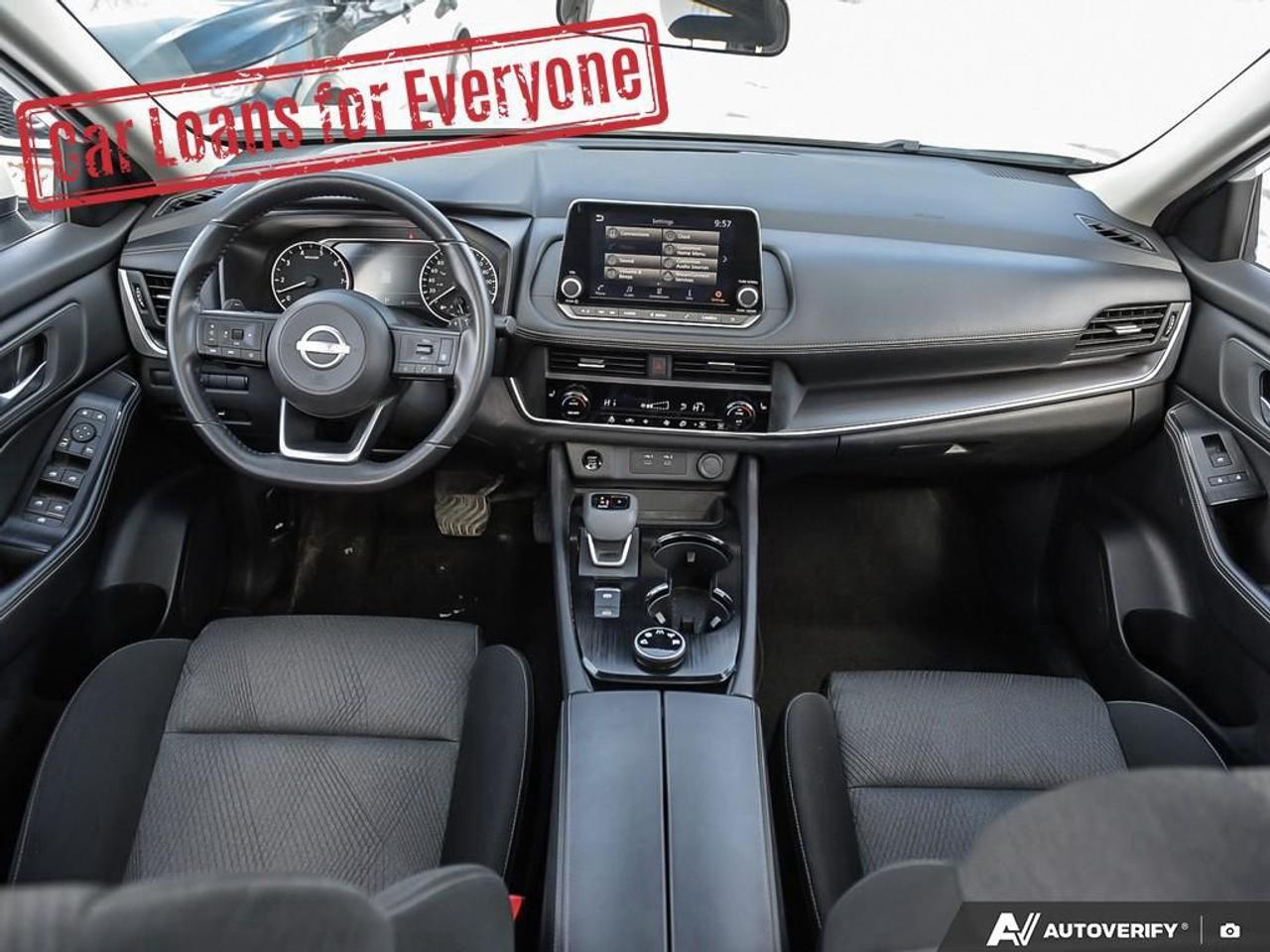 2024 Nissan Rogue SV MOONROOF