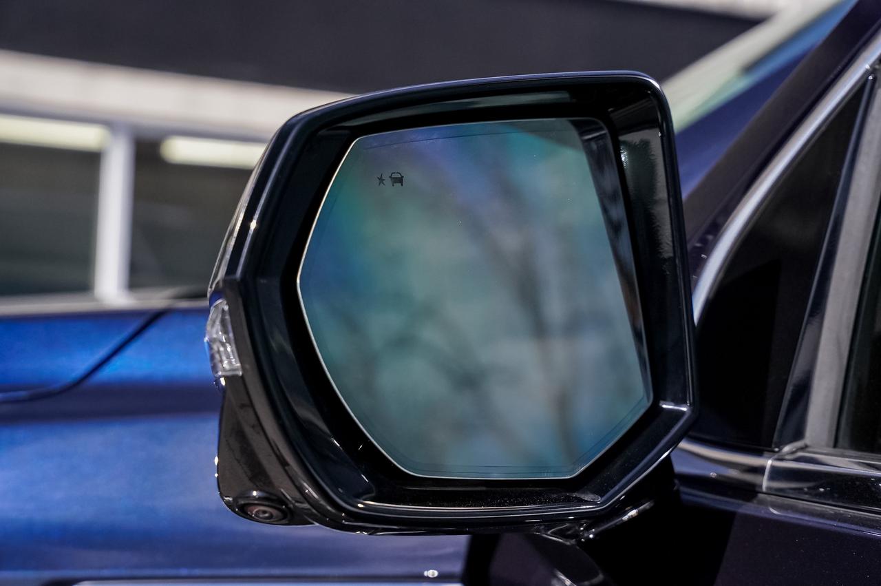 2023 GMC Yukon Denali | Captain Seats | rear Entertainment Photo