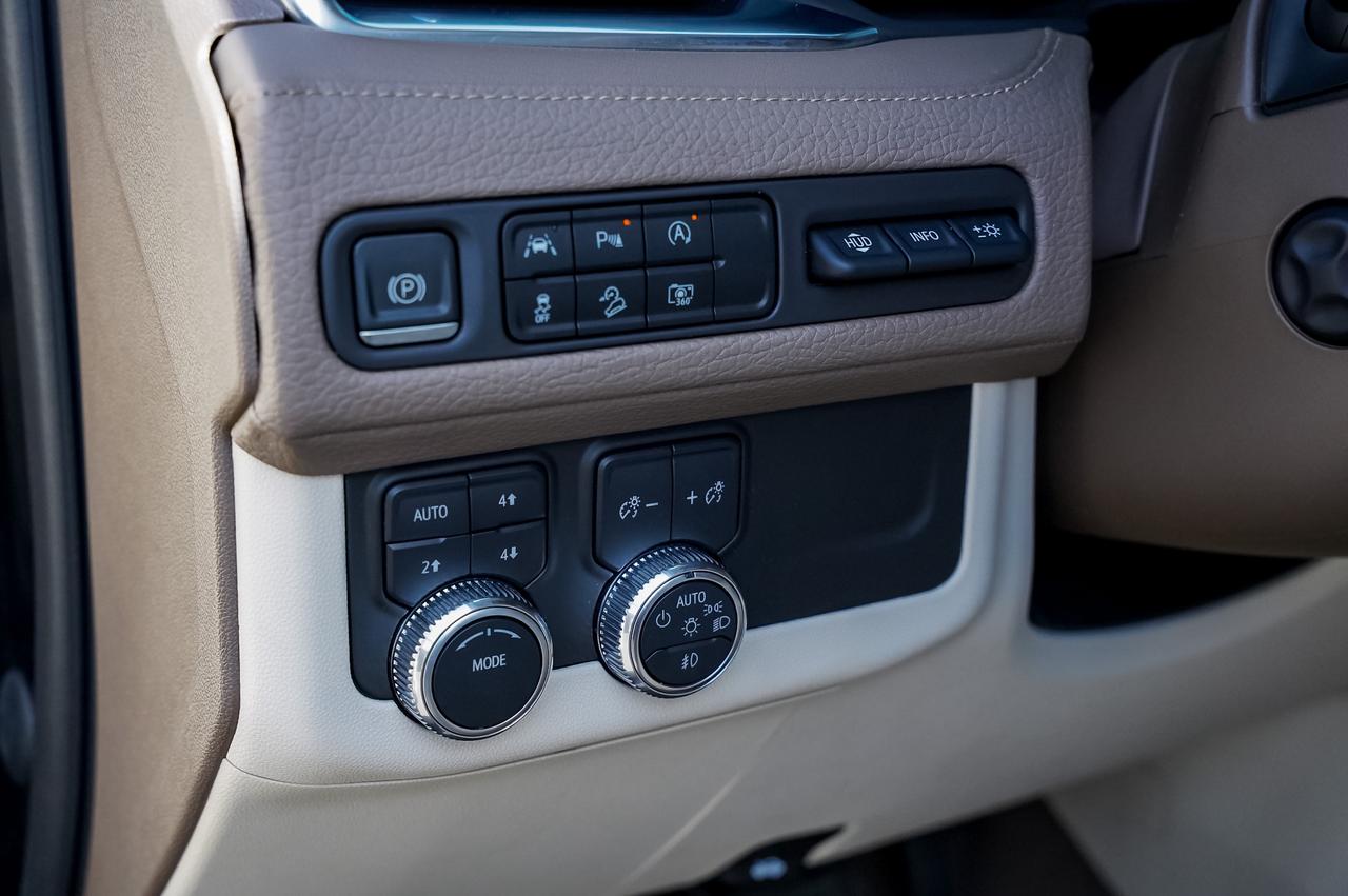 2023 GMC Yukon Denali | Captain Seats | rear Entertainment Photo