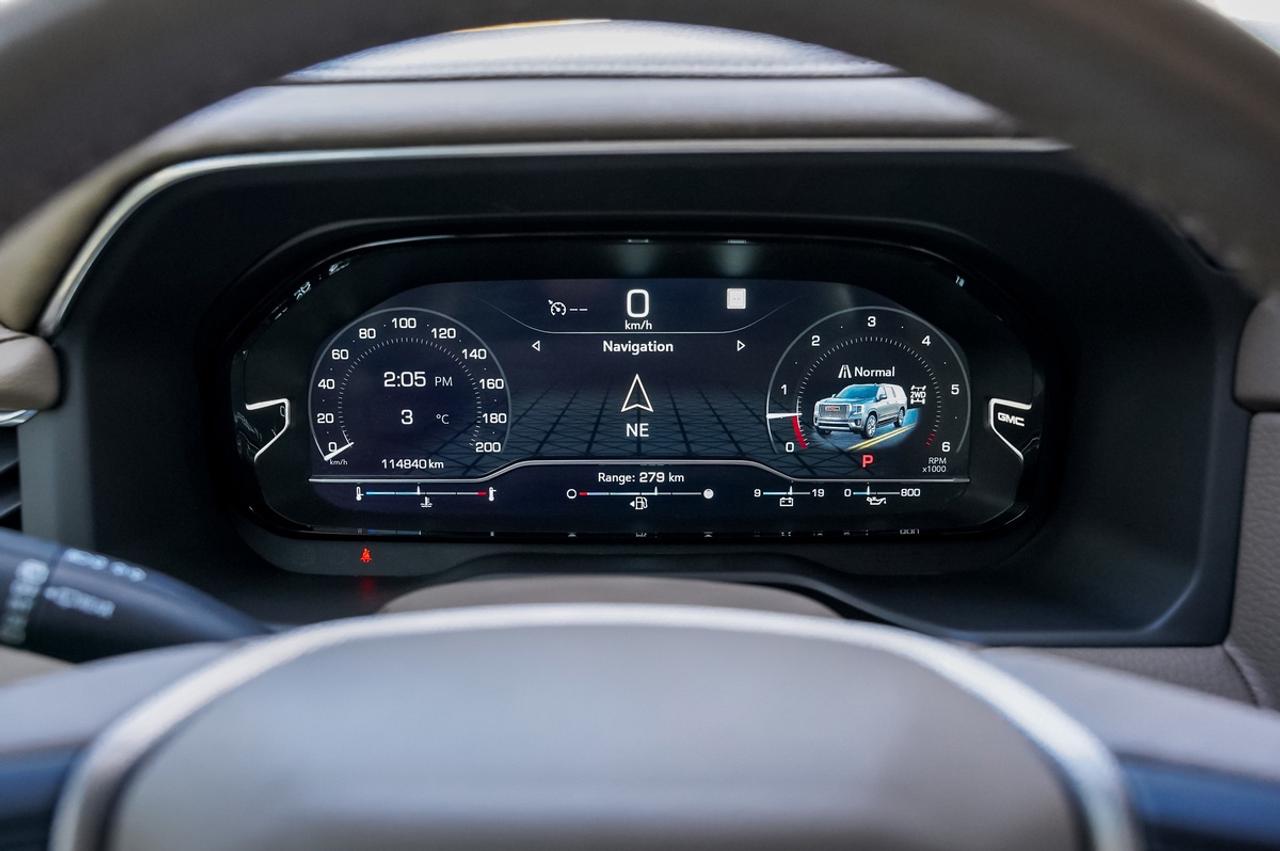 2023 GMC Yukon Denali | Captain Seats | rear Entertainment Photo